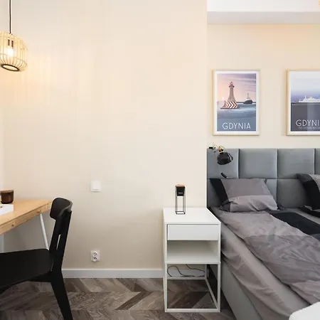 110 W Centrum Gdyni Prostywynajem Lägenhet
